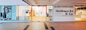 Smileworks & Co. Dental Clinic @ Sunway Velocity (Top 1% Invisalign Provider)