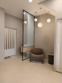 White Perfect Dental Clinic M Vertica Branch