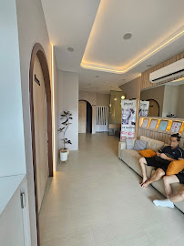 White Perfect Dental Clinic M Vertica Branch