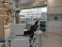 White Perfect Dental Clinic M Vertica Branch