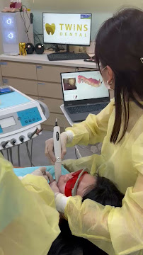 Twins Dental Clinic – Aesthetic & General Dentist Sunway Velocity TWO