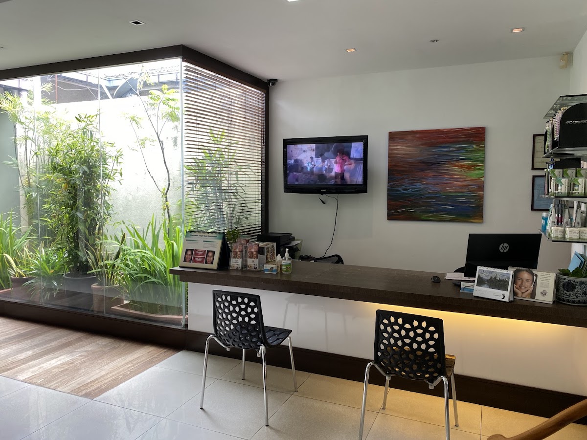 Dental Clinic Dr. Sia & Partners dental clinic in Kuala Lumpur