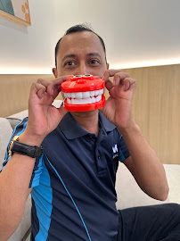Klinik Pergigian Smile Up Dental (Mont Kiara)