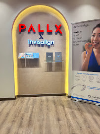 Pallx Dental Clinic -DIAMOND INVISALIGN PROVIDER