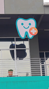 1.2.SMILE DENTAL CLINIC