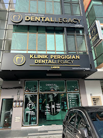 KLINIK PERGIGIAN DENTAL LEGACY LARKIN ( BRACES, CLEAR ALIGNER, VENEER AND WHITENING)
