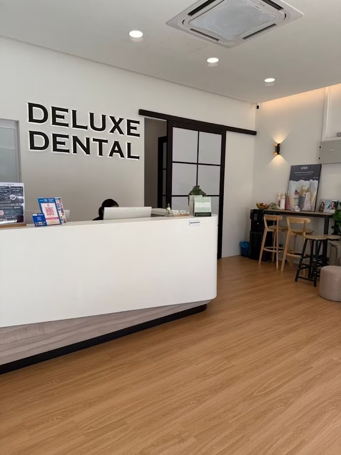 Deluxe Dental Clinic JB Mount Austin 新山牙科 - Braces 绑牙, Implant 植牙, Veneer 牙贴片, Teeth Whitening 牙齿美白 - dental clinic in Johor Bahru, Malaysia