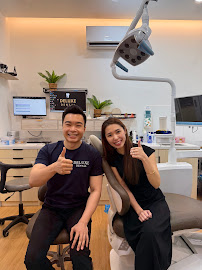 Deluxe Dental Clinic JB Mount Austin 新山牙科 - Braces 绑牙, Implant 植牙, Veneer 牙贴片, Teeth Whitening 牙齿美白