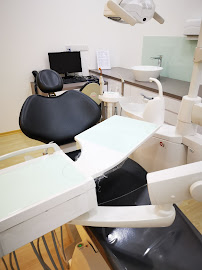 Setia Indah Dental Surgery 实达牙科