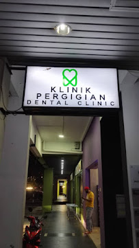 MEDINI DENTAL CLINIC UBC - Implant, Clear Aligners