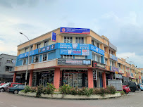 TH Family Dental 诚心牙科