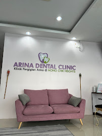 Klinik Pergigian Arina Nong Chik Heights (Arina Dental Clinic Nong Chik Heights)