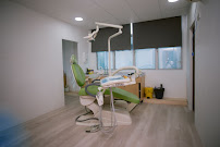 Medini Dental Austin - Aligner, Braces, Whitening Mount Austin
