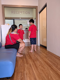 L&L dental clinic (Bukit Indah)