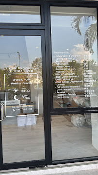 Le Dental Clinic | Painless Implant, Holistic Root Canal Treatment & Digital Veneers Centre 无痛种植牙，根管治疗 & 美牙牙贴片中心
