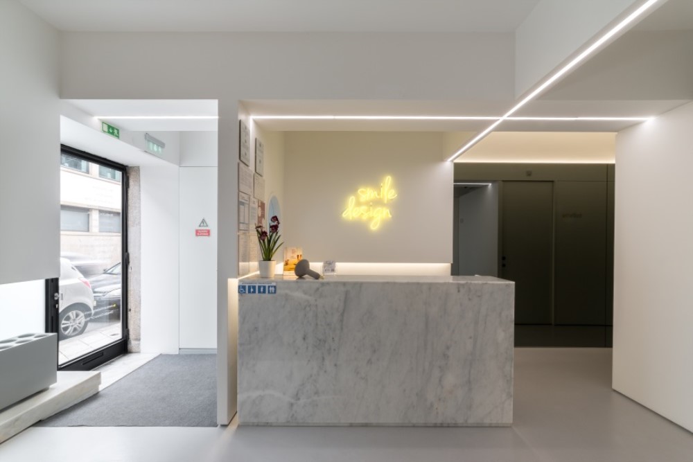 Dentist Martha Novais - dental clinic in Porto, Portugal