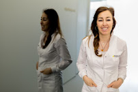 Dentist Martha Novais