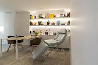 Dentist Martha Novais