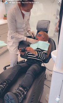 Dentist Martha Novais