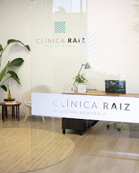 Clínica Raiz Dental Clinic in Porto, Portugal