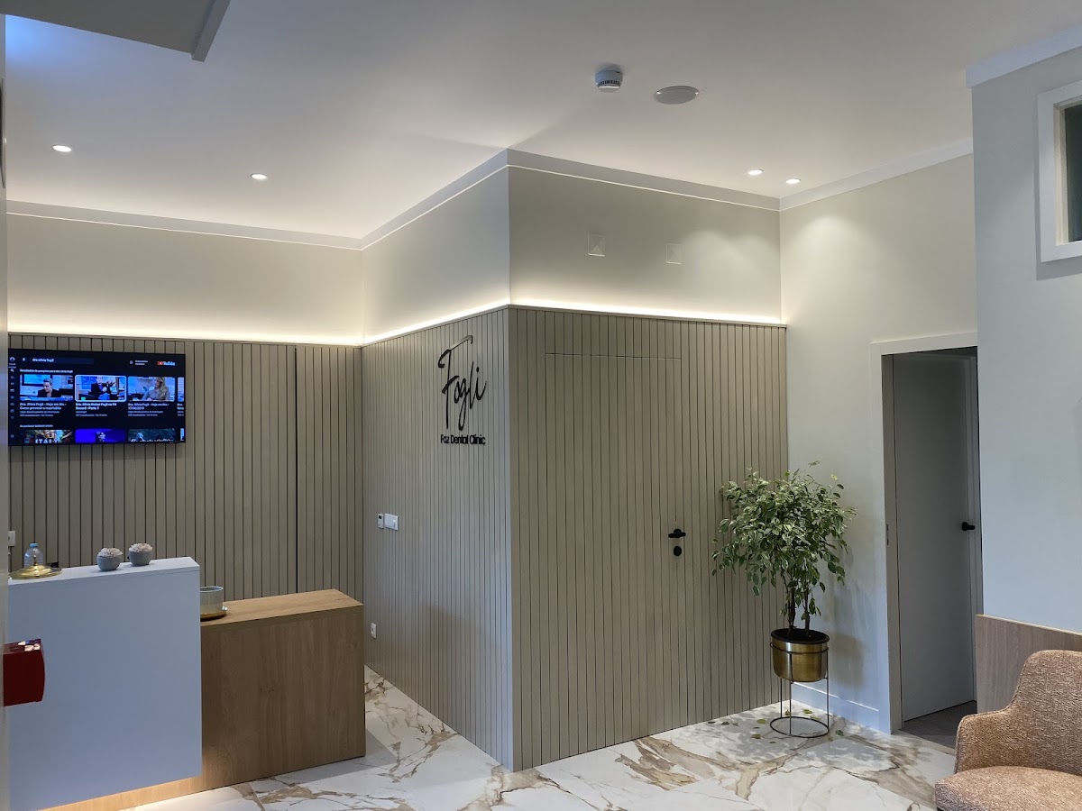 Foz Dental Clinic | Dra Silvia Fogli - dental clinic in Porto