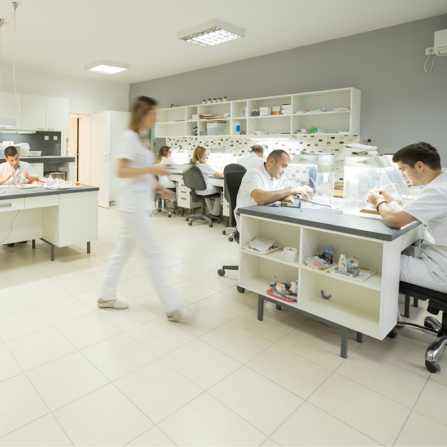 Europe Dental Assistance - Porto | Implante Dentário, Prótese Dentária Fixa e Implante Dental - dental clinic in Porto, Portugal