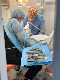 MeClinic - Urgências Dentárias 24h (Vila Nova de Gaia) in Porto