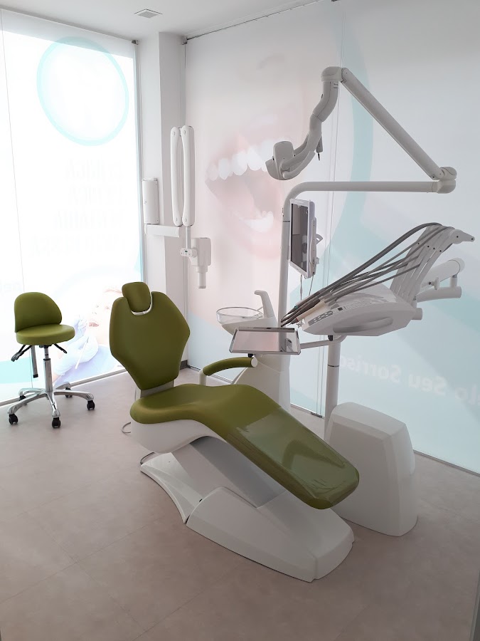 Dental Clinic Clínica Dentária Do Bonfim dental clinic in Porto