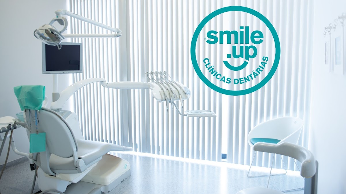 Smile.Up Dental Clinics Campo Alegre - dental clinic in Porto, Portugal