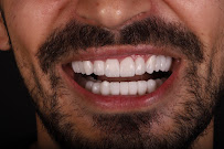 Diş Kliniği Postmodern | Dentist | Dental Clinic | Hollywood Smile Center