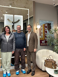 Dr. Kasapoglu- Clinique Dentaire Istanbul/Turquie -Francophone- IMPLANT DENTAIRE TURQUIE / FACETTE DENTAIRE / EMAX