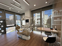 Dr. Kasapoglu- Clinique Dentaire Istanbul/Turquie -Francophone- IMPLANT DENTAIRE TURQUIE / FACETTE DENTAIRE / EMAX