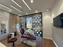 Dr. Kasapoglu- Clinique Dentaire Istanbul/Turquie -Francophone- IMPLANT DENTAIRE TURQUIE / FACETTE DENTAIRE / EMAX