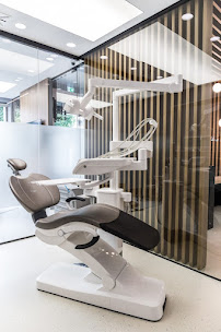 Esthetic Dental Center (Centar za estetsku stomatologiju)