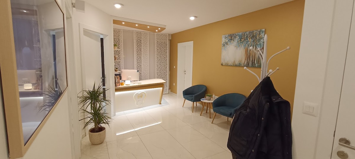 dr. Kristina Crnić – Dental Crnić - dental clinic in Zagreb, Croatia