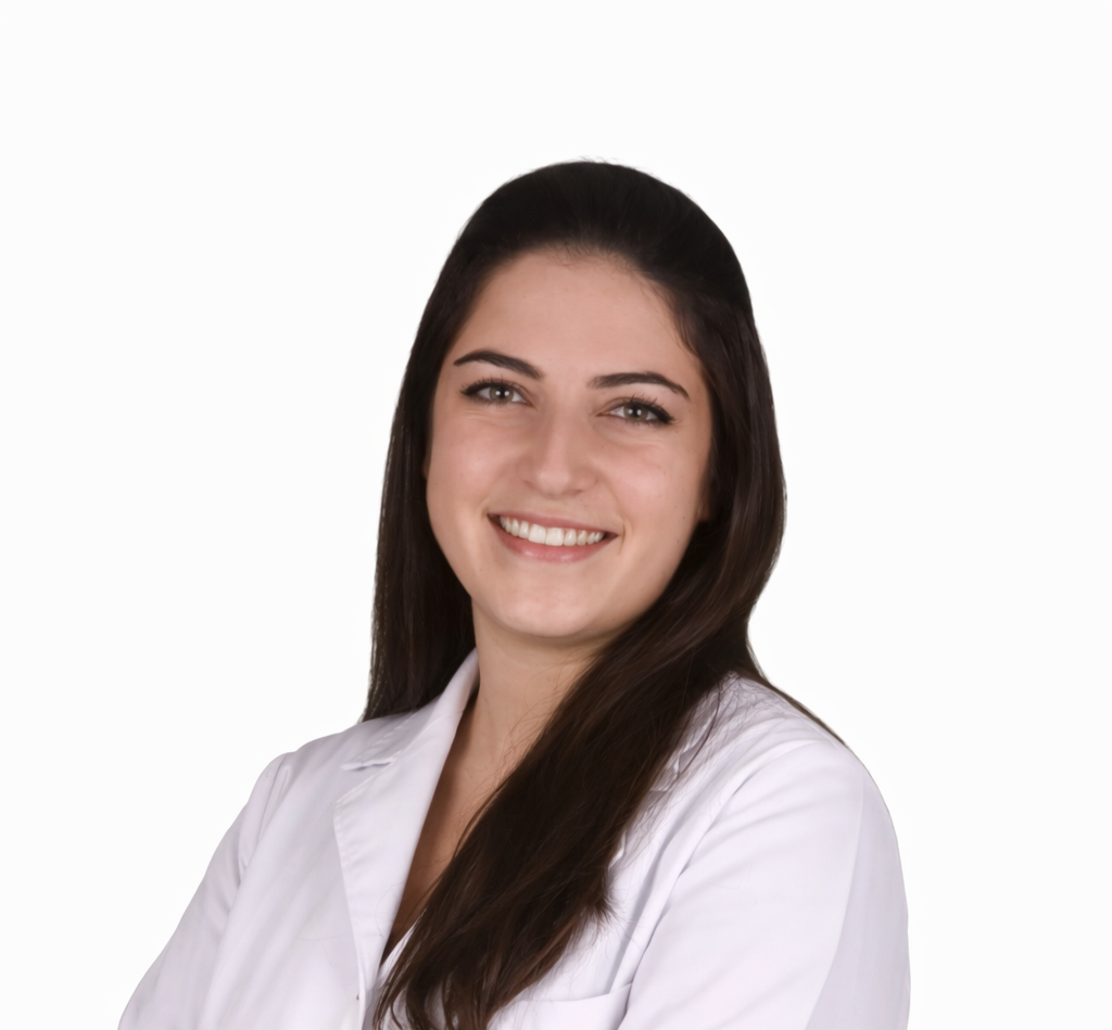 Uzm. Dt. Aylin Örenç Paksoy - Prosthodontics