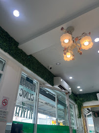 คลินิกทันตกรรมอรุณโรจน์ Arunroj Dental Clinic Top Dentists for Dental Implant and Orthodontic