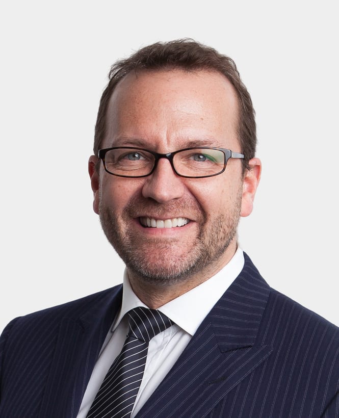 Dr Mark Hughes - Cosmetic Dentistry, Dental Implants, Restorative Dentistry