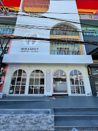 Miradent Clinic Pattaya คลินิกทันตกรรมมิราเดนท์