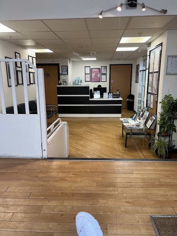 Westminster House Dental Practice - dental clinic in London, United Kingdom