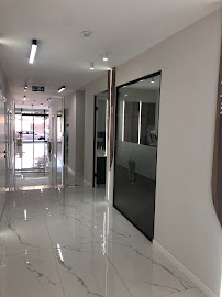 Right Dental Clinic