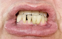 Right Dental Clinic