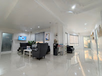 คลินิกทันตกรรมอรุณโรจน์ ไร่วนาสินธุ์ Arunroj Dental Clinic Raiwanasin Top Dentists for Dental Implant and Orthodontic