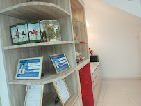 คลินิกทันตกรรมอรุณโรจน์ ไร่วนาสินธุ์ Arunroj Dental Clinic Raiwanasin Top Dentists for Dental Implant and Orthodontic