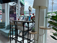 คลินิกทันตกรรมอรุณโรจน์ ไร่วนาสินธุ์ Arunroj Dental Clinic Raiwanasin Top Dentists for Dental Implant and Orthodontic