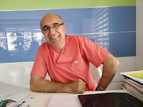 DENTIST GÖKAY KARTAL