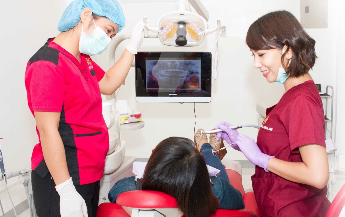 Crown Royale Dental Center - dental clinic in Manila