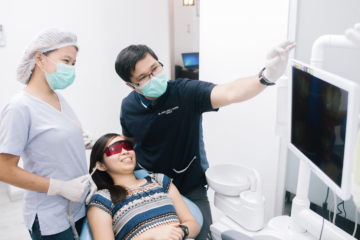 Apostol Dental Cosmetic Center - dental clinic in Manila, Philippines