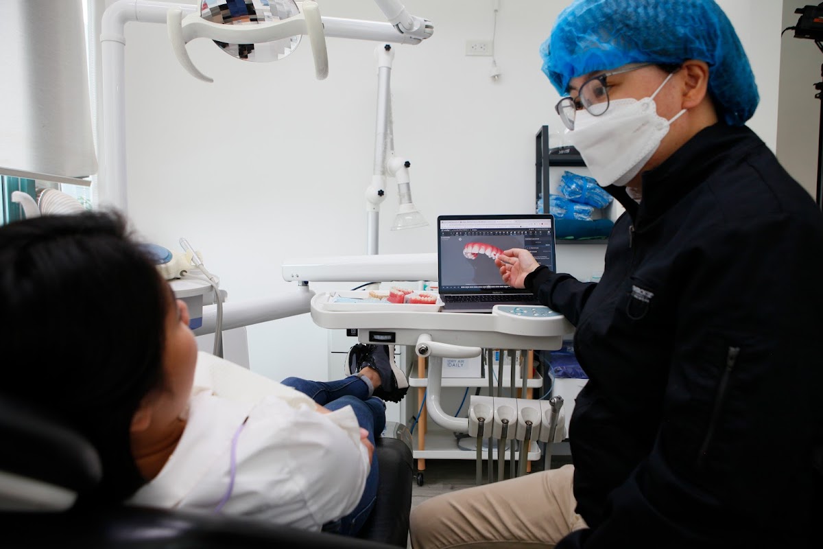 BrightSmile Avenue Dental Clinic - dental clinic in Manila, Philippines