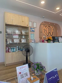 Amon Dental clinic (สาขาเนินพลับหวาน)